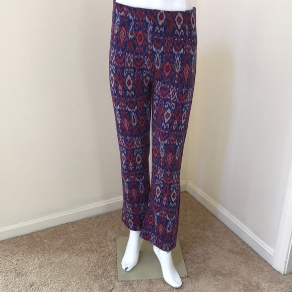 NWT! FREE PEOPLE Size 2 red with blue ikat print pull on pants - Picture 1 of 10